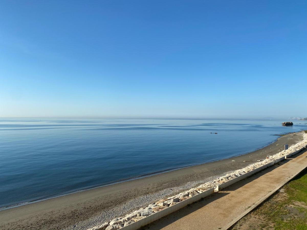 Casa De Playa Leilighet Estepona Eksteriør bilde